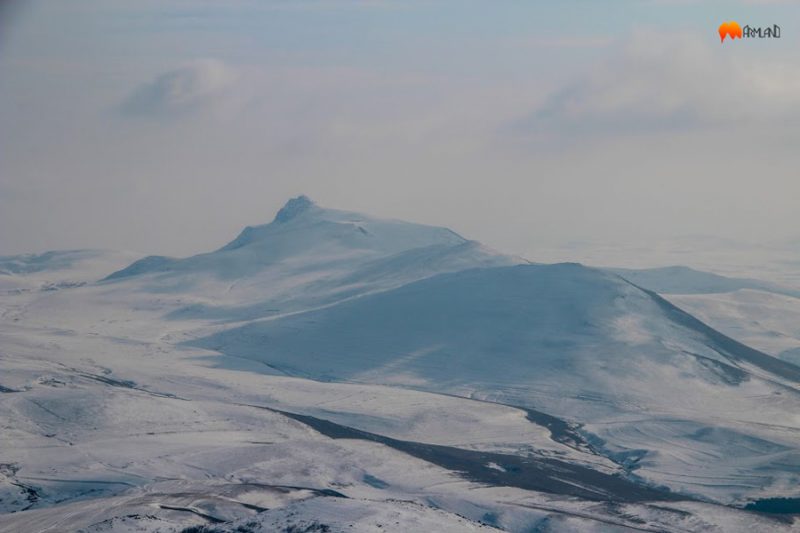 Mount Kapanak