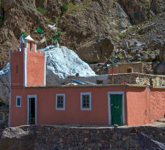 am-climbing-mount-toubkal
