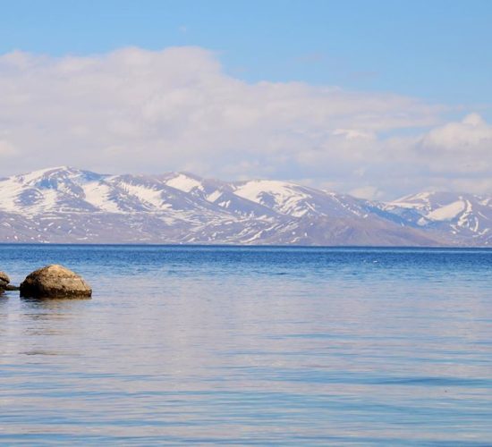 ru-the-phyramid-of-armenian-highland