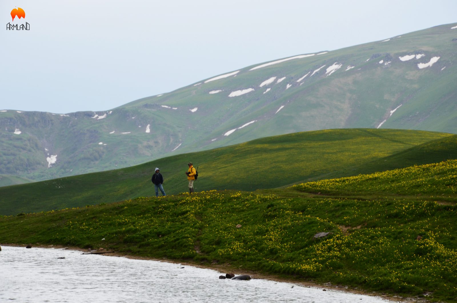 am-tsaghkunyats-lake