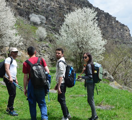 ru-dzoraget-canyon-hike