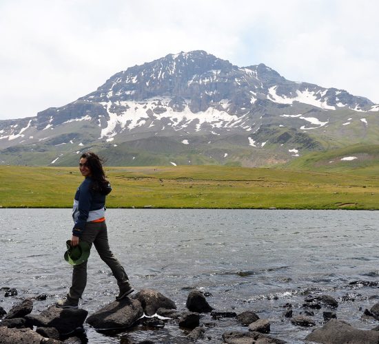en-seven-lakes-of-aragats