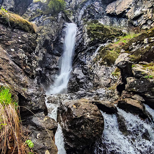 en-sharach-waterfall